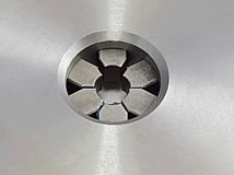 Detailansicht Schraubstock-Schlauchpresse